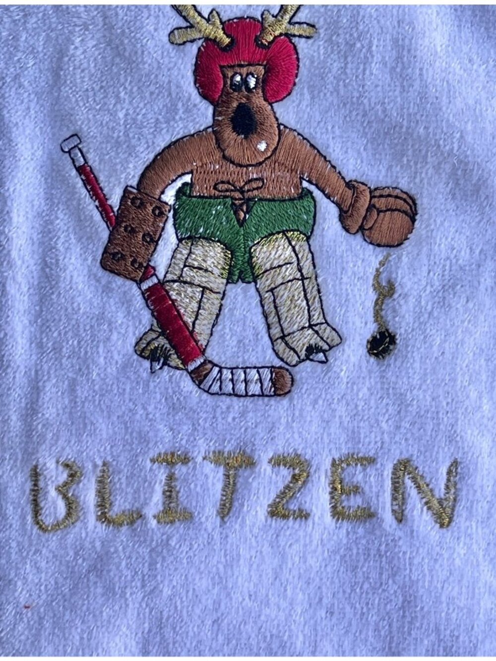 Avanti Set Of 2 Tea Towels Dancer & Blitzen Embroidered Cotton 26.5x15.5 White - Picture 11 of 12